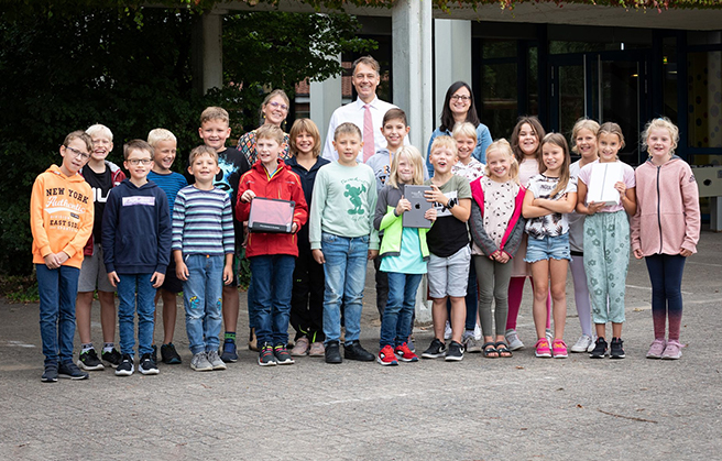 Paradise Fruits Blog Eine Schulklasse mit Kurt Jahncke, Geschäftsführer von Paradise Fruits.