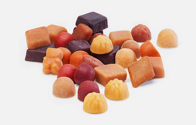 Aperitivos ricos en fibra para todos los gustos Una mezcla de gomas de frutas vitaminadas de diversas formas y colores.